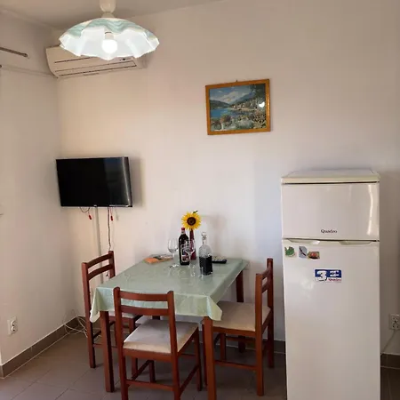 Adriatic Apartman *